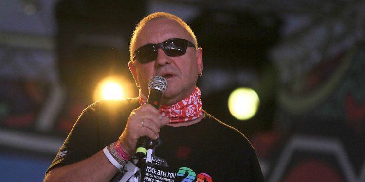 Owsiak przeciwko PiS na zakończenie Pol’and’Rock. „Możecie mnie zarąbać, ale nie zamkniecie mi mordy”