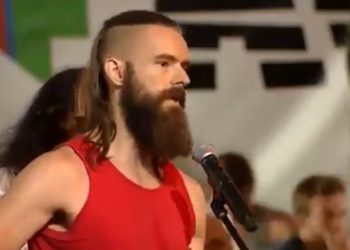 Pol’and’Rock. Uczestnik zadał niewygodne pytanie. Owsiak nie wytrzymał [WIDEO]