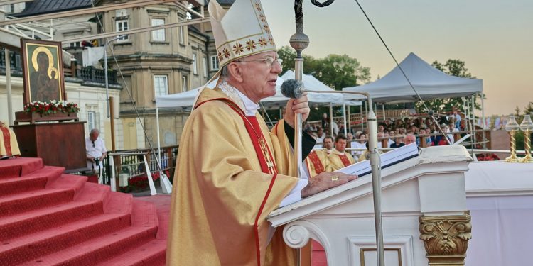 Abp Jędraszewski o LGBT i gender: „Błąd antropologiczny”
