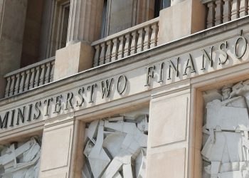 Spadła liczba kontroli podatkowych. Fiskus precyzyjniej typuje oszustów, ale przychody maleją