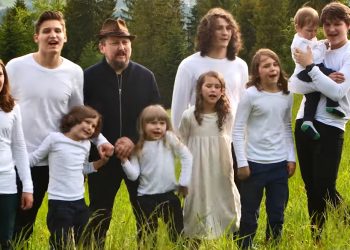 Joszko Broda i jego żona mają 11 dzieci. Stali się ofiarami hejtu: Co my zrobiliśmy?