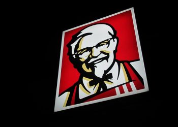 KFC wprowadza wegańskie nuggetsy i skrzydełka