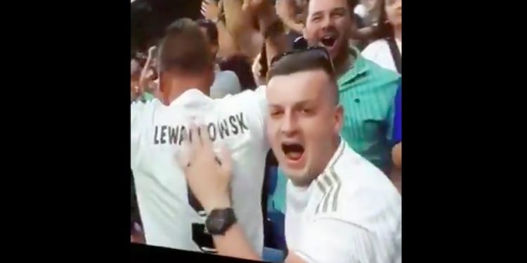 Napastnik Realu strzela bramkę a na koszulce kibica… Lewandowski. Niecodzienne nagranie [WIDEO]