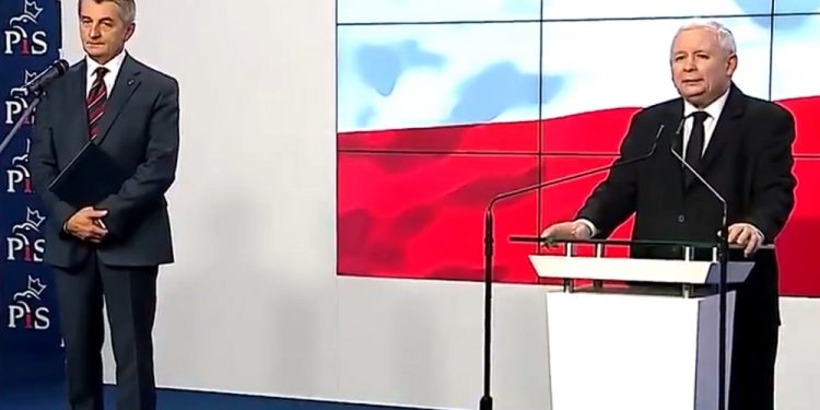 Marek Kuchciński podał się do dymisji: Trzeba słuchać opinii publicznej