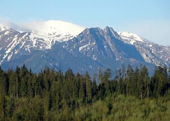 Szlak na Giewont zamknięty po burzy. TPN pokazał skalę zniszczeń [FOTO]