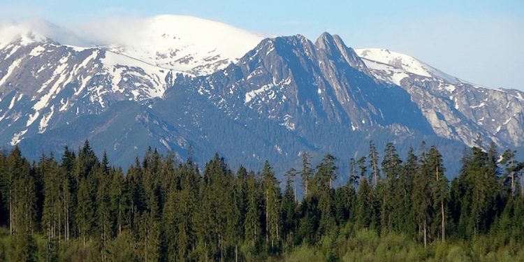 Szlak na Giewont zamknięty po burzy. TPN pokazał skalę zniszczeń [FOTO]
