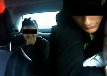 Pruszków: Atak nożem na taksówkarza. Napastnik nie zauważył kamery