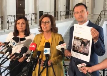 Politycy Platformy oburzeni grafiką PiS. Domagają się przeprosin