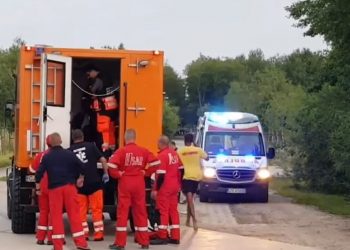 Kołobrzeg: Tragiczny wypadek spadochroniarzy. Nie żyją dwie młode kobiety