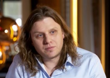 Wypadek na jeziorze Kisajno: Trwają poszukiwania 39-latka. To Piotr Woźniak-Starak