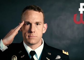 Amerykańscy żołnierze składają hołd powstańcom warszawskim