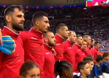 Francuzi pomylili hymn Albanii, a potem… przeprosili Armenię