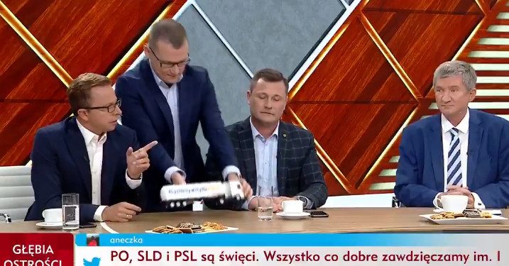 Szefernaker na antenie dał opozycji małą „cysternę wstydu” [WIDEO]