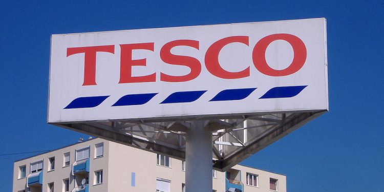 Wiadomo już która sieć przejmie sklepy po Tesco? Jest wniosek do UOKiK