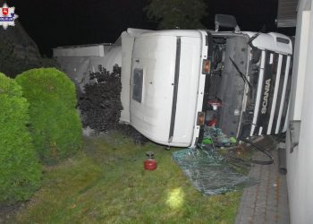 Ciężarówką staranował dwa domy. Był pijany