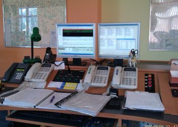 Kobieta zmarła, chociaż dzwoniła po pomoc. Szokujące słowa dyspozytorki: „To cię nauczy”