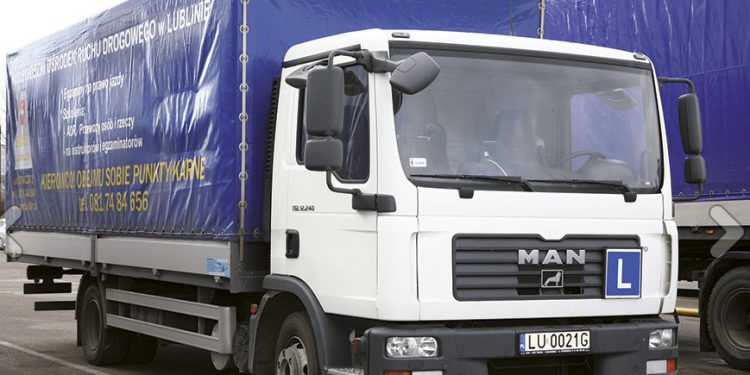 Egzamin na prawo jazdy przerwany. Kursant był pijany