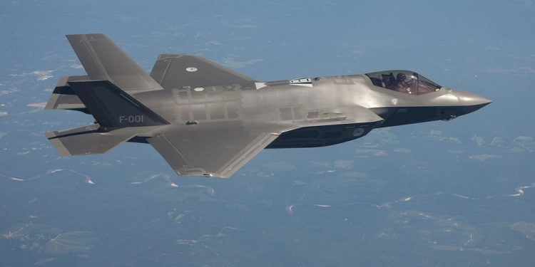 USA zatwierdza sprzedaż Polsce myśliwców F-35. Błaszczak: Najważniejszy kontrakt w historii Sił Zbrojnych RP