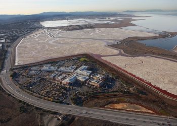 Samobójstwo w centrali Facebooka! Pracownik nie żyje