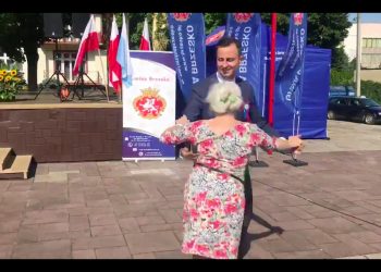 Kosiniak-Kamysz zaprezentował umiejętności taneczne. Wszystko podczas lokalnego święta [WIDEO]