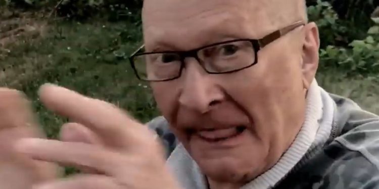 Akcja „Nie świruj, idź na wybory!” wywołała burzę w sieci. Zareagował Patryk Jaki