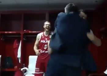 MŚ w koszykówce. Prezes związku oszalał po zwycięstwie Polaków: „Kocham was. Ch** im w d**!” [WIDEO]