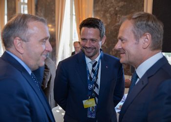 schetyna tusk trzaskowski