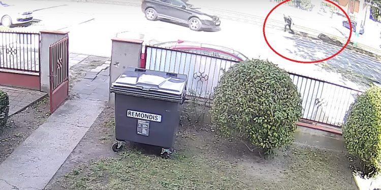 Spowodowała wypadek i uciekła z miejsca zdarzenia. Motocyklista prosi o pomoc