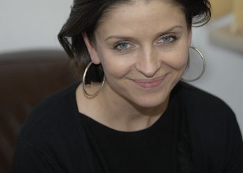 1024px-Minister_Joanna_Mucha1