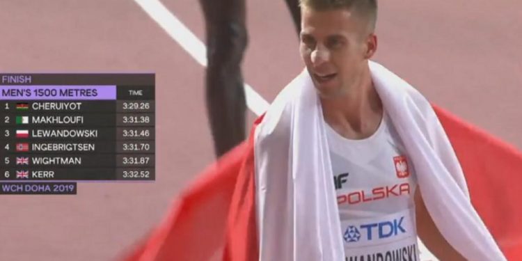 Wspaniały bieg i rekord Polski. Marcin Lewandowski z brązowym medalem Mistrzostw Świata! [WIDEO]