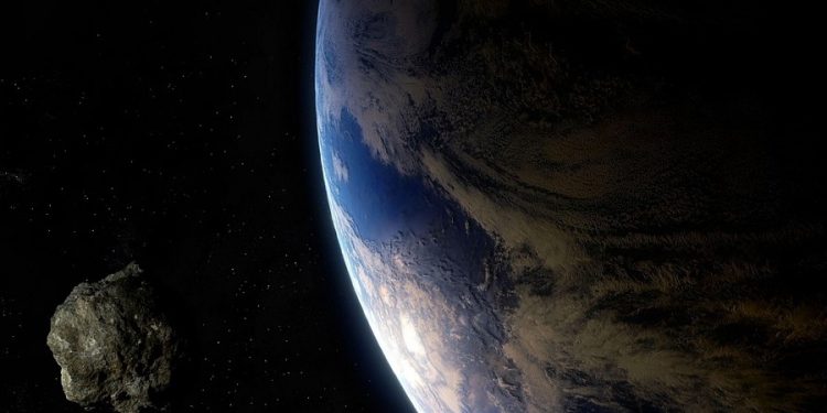 Ogromna asteroida zbliża się do Ziemi. NASA: „Może stanowić poważne zagrożenie”