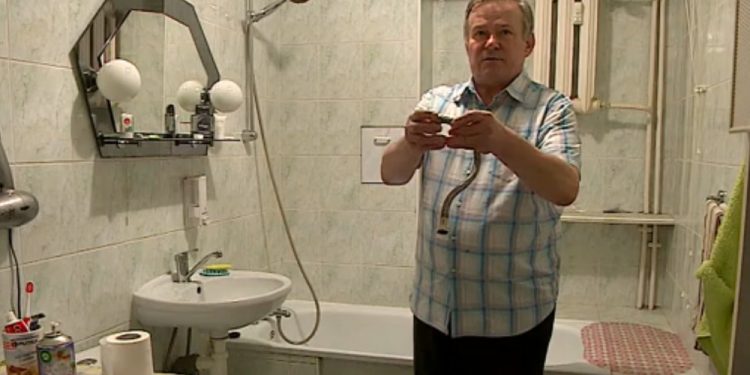 Mińsk Mazowiecki: Drobna awaria w łazience zakończyła się koszmarem. Emeryt ma zapłacić 400 tysięcy złotych!