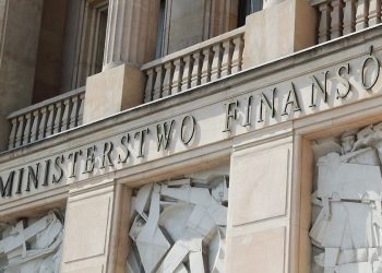 Koniec z opłatą skarbową za uwolnienie środków z rachunku VAT. Zmiany wchodzą od listopada