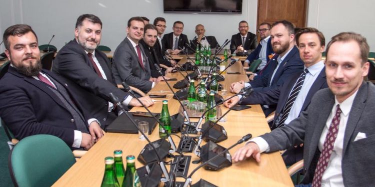 Konfederacja wybrała władze koła poselskiego