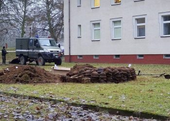 Tragiczny finał rozbrajania bomby. Dwóch saperów nie żyje. To żołnierze