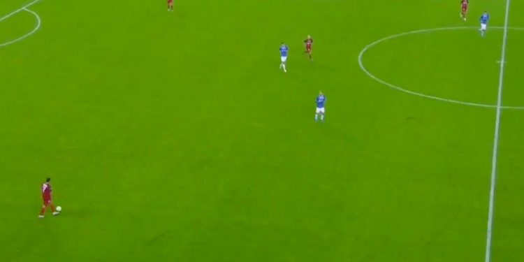 „Tiki taka” w meczu Ekstraklasy. Wymowne komentarze. „Wstyd”, „Kuriozum poza skalą” [WIDEO]