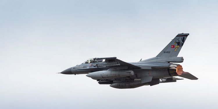 Turcja rozpoczęła inwazję w Syrii. Celem są Kurdowie