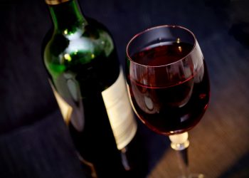 Wino Uniwersytetu Rolniczego w Krakowie docenione znakiem jakości