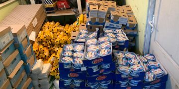 Przemycał przez granicę 2 tony zakupów z promocji w Biedronce