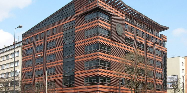 SGH pierwszą warszawską uczelnią, której studenci skorzystają z mLegitymacji