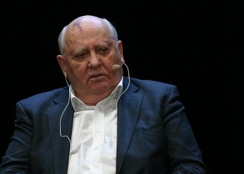 Michaił Gorbaczow ostrzega przed III wojną światową