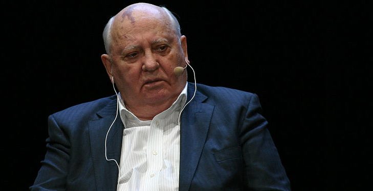 Michaił Gorbaczow ostrzega przed III wojną światową