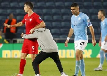 Polska-Izrael. Kibic wbiegł na murawę. Poważne konsekwencje