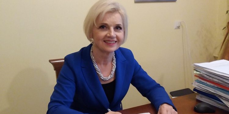 Dlaczego Lidia Staroń wstrzymała się od głosu przy wyborze Marszałka Senatu? „Moją partią są ludzie”