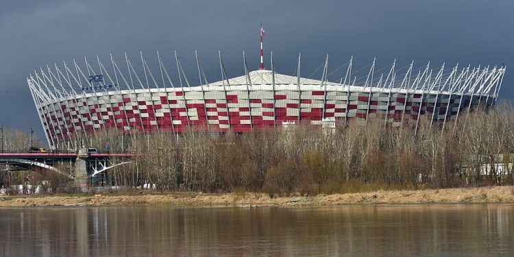 Skandaliczny stan murawy na Narodowym. Piłkarze poprosili o pomoc premiera