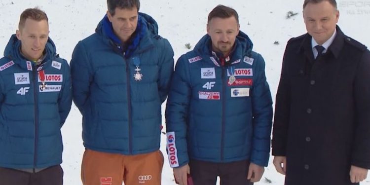 Małysz, Horngacher i Hula odznaczeni przez prezydenta Andrzeja Dudę