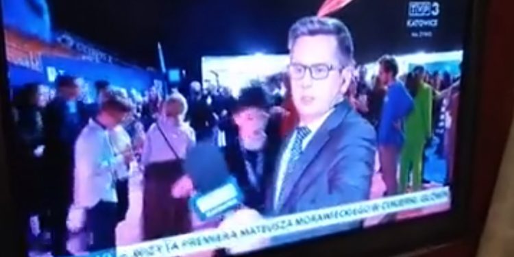 Reporter TVP nie wiedział, że jest na żywo. „Ku**a, nie da rady” [WIDEO]