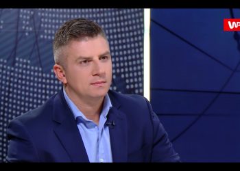 Dziennikarz nie wytrzymał w sprawie murawy. „Wydzwaniał nocami właściciel firmy od trawy i ku*** przez telefon”