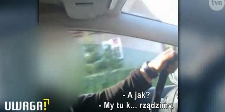 Wyciekły szokujące nagrania polskich policjantów. „My tu k… rządzimy!” [WIDEO]