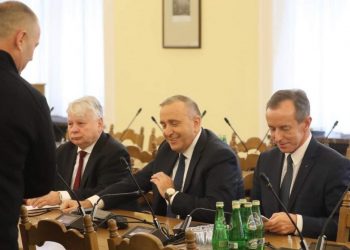 Grodzki marszałkiem Senatu. Schetyna: Chciałbym dedykować to głosowanie prezesowi Kaczyńskiemu